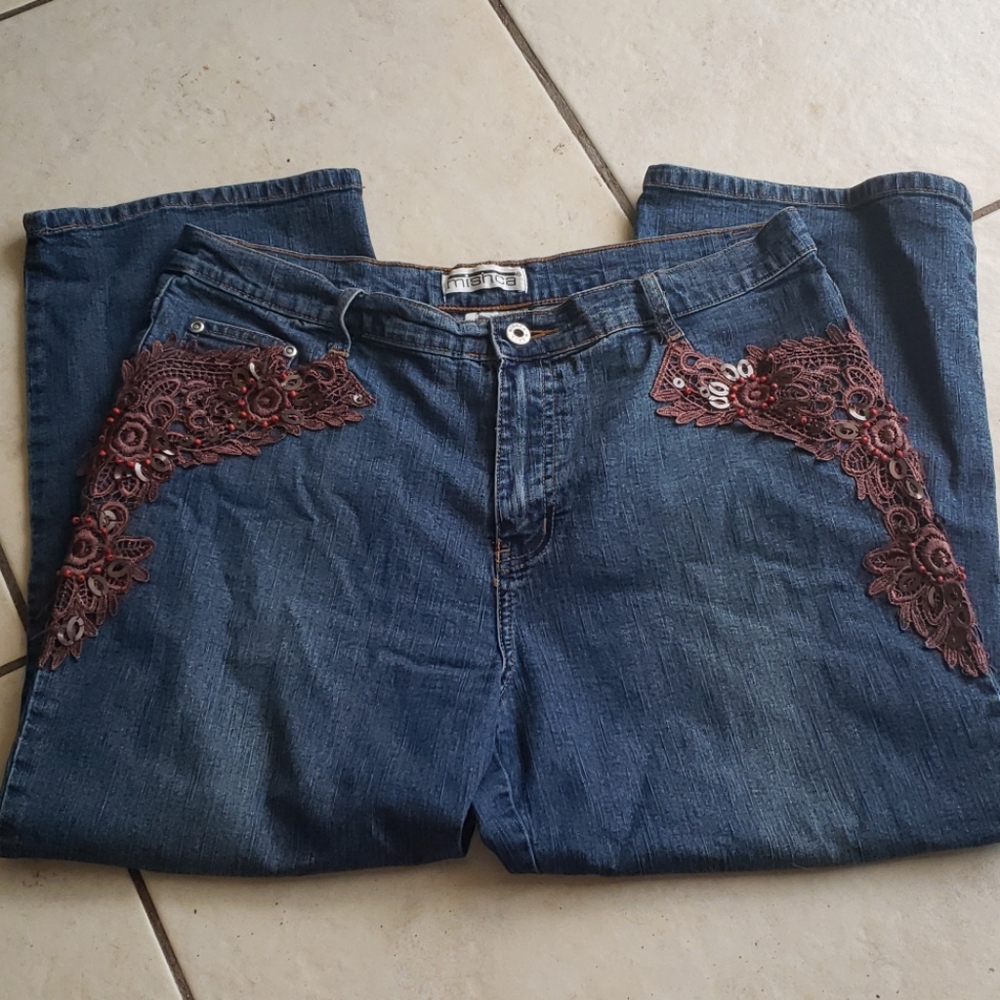 Mishca Capri Jeans